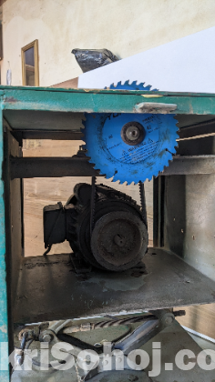 ফার্নিচার কাজের বোর্ড কাটার মেশিন